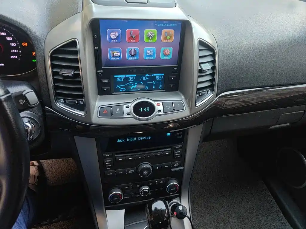 Chevrolet Captiva — миниатюра 14