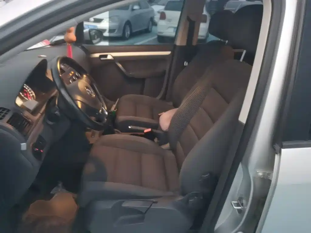 Volkswagen Touran — миниатюра 15