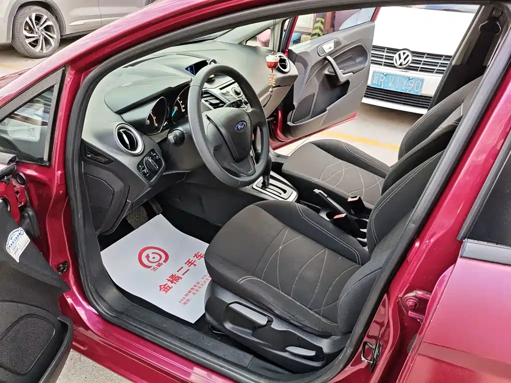 Ford Fiesta — миниатюра 7