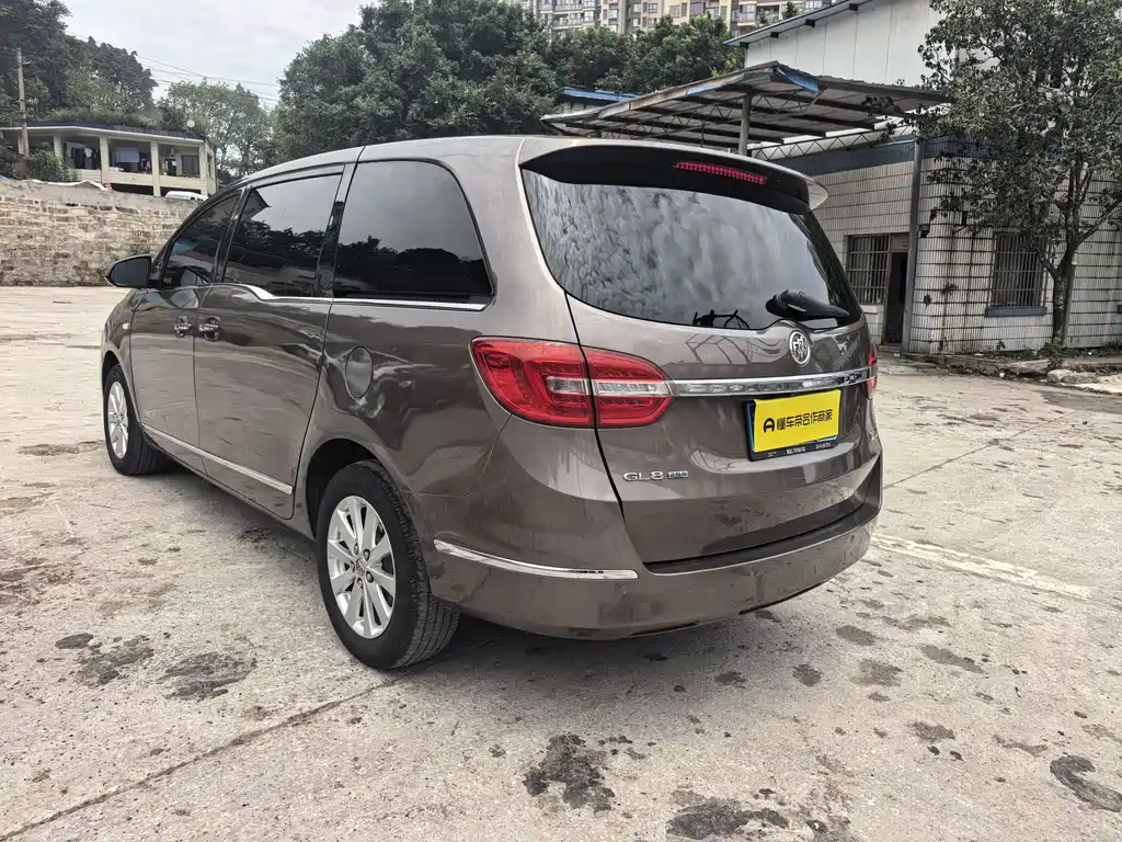 Buick GL8 2017 25S Luxury V