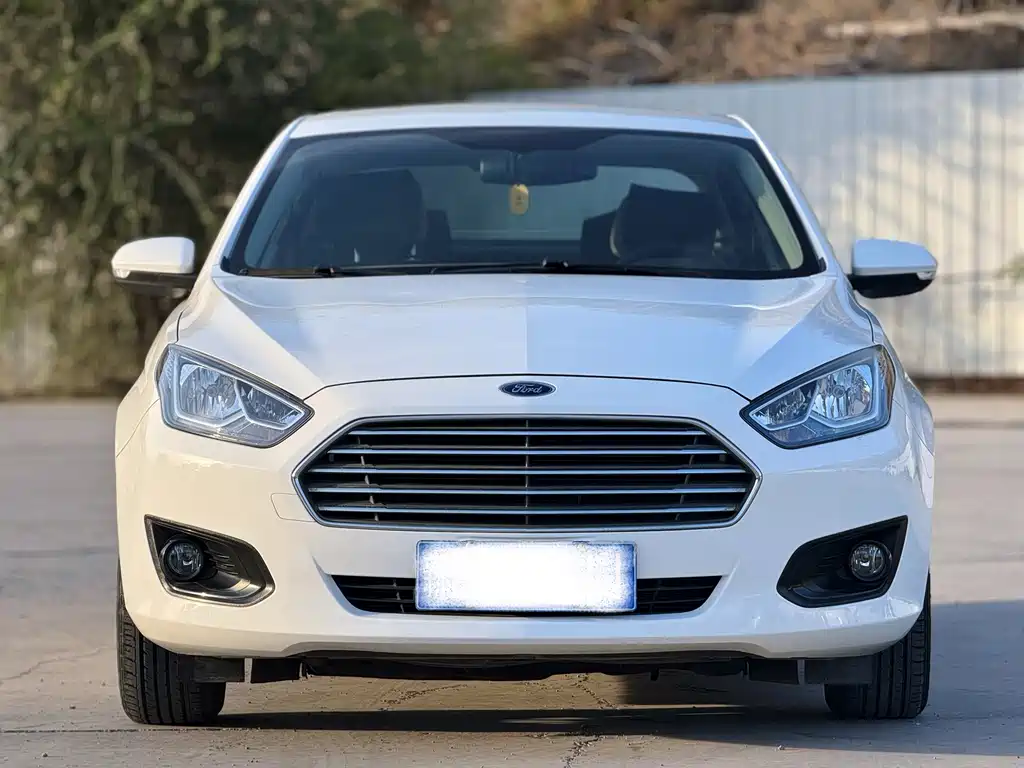 Ford Escort — миниатюра 2