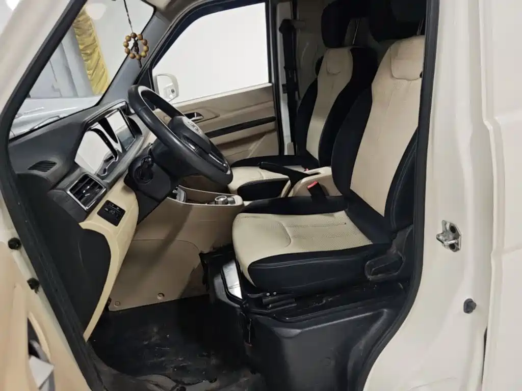 Kuayue Kuayue Star V7 EV — миниатюра 15