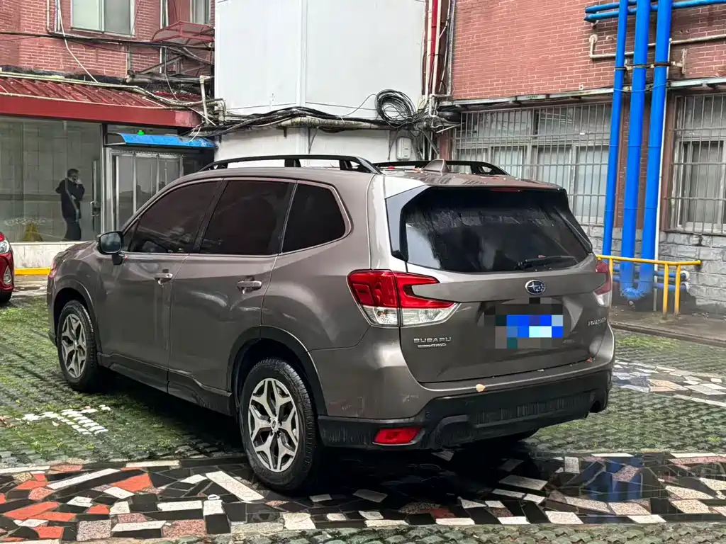 SUBARU FORESTER