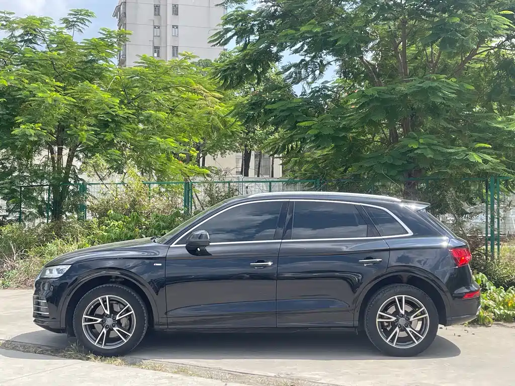 Audi Q5L — миниатюра 3