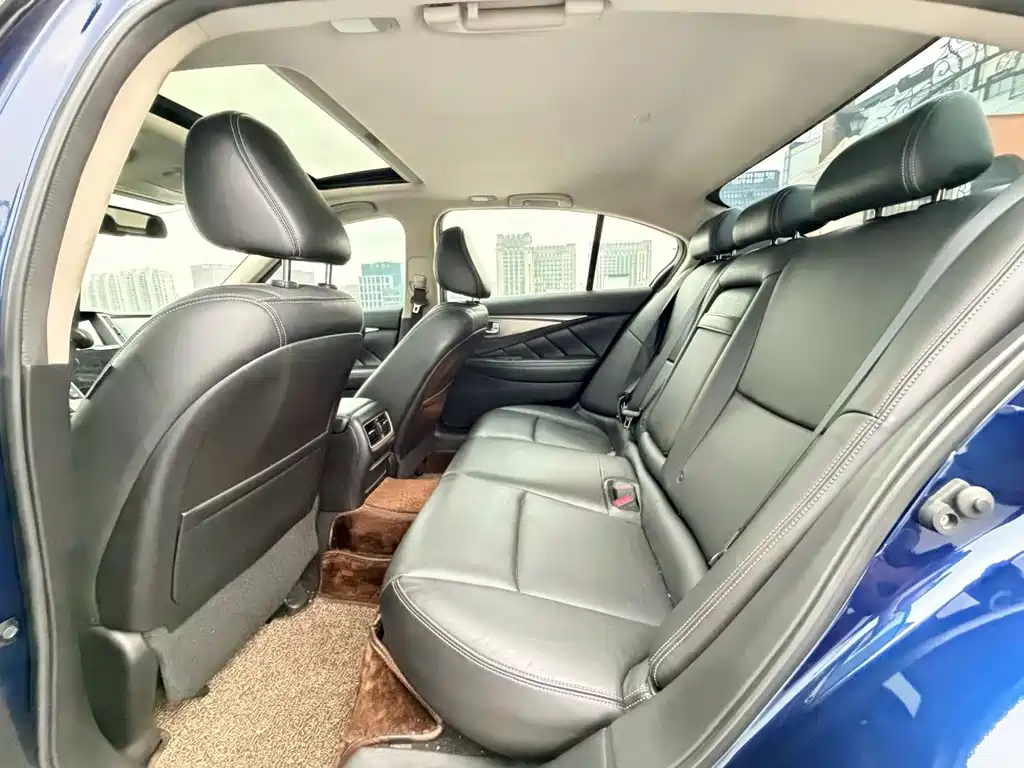 Infiniti Q50L — миниатюра 9