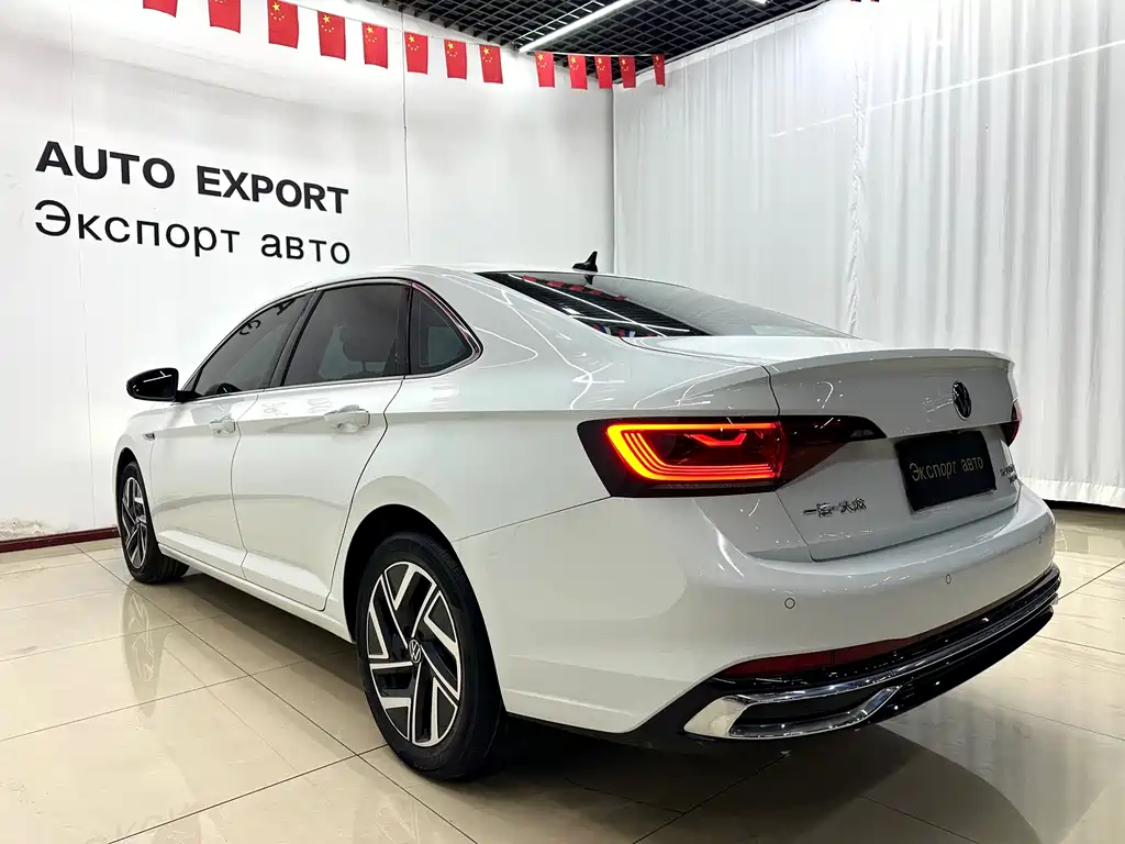 Volkswagen Sagitar — миниатюра 6