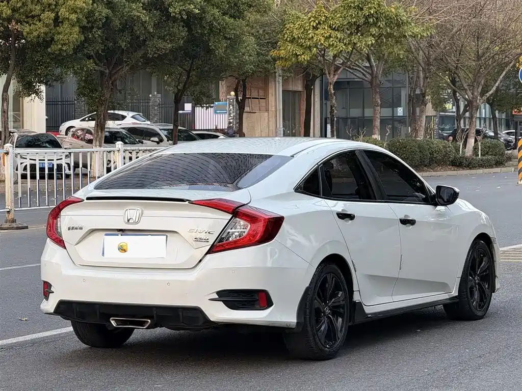 HONDA CIVIC
