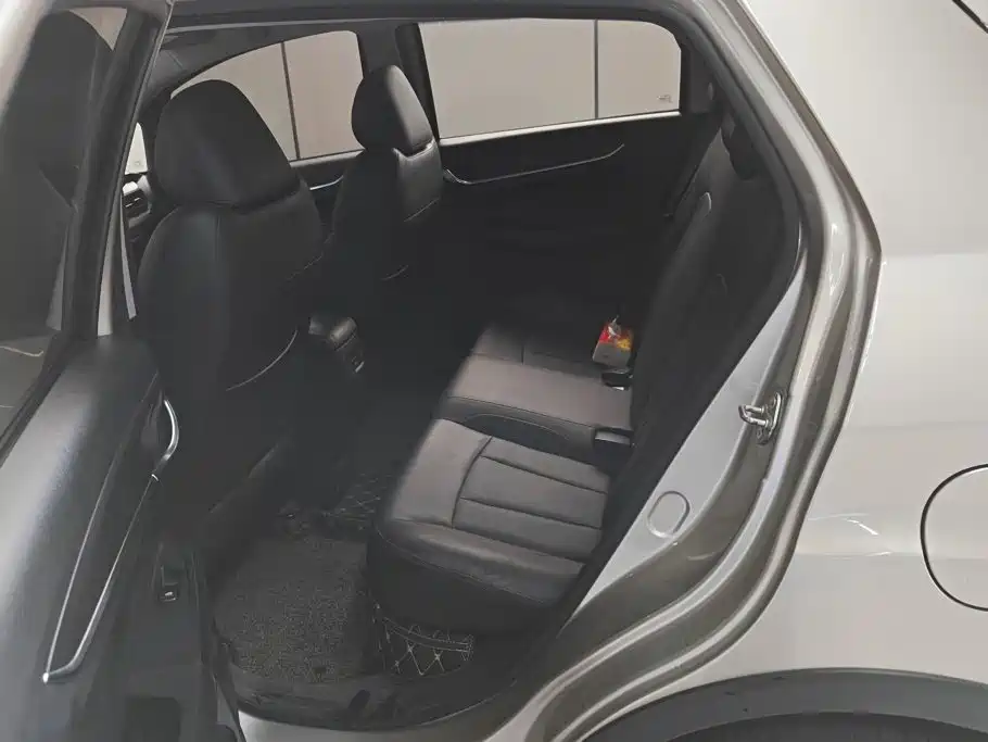 Geely Vision X3 — миниатюра 11