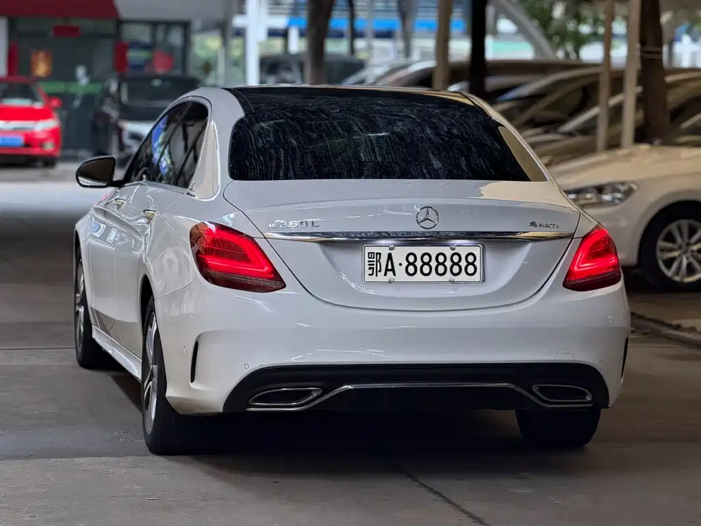 Mercedes-Benz C-Class — миниатюра 4