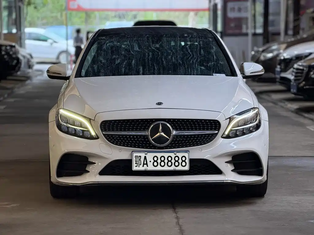 Mercedes-Benz C-Class — миниатюра 2