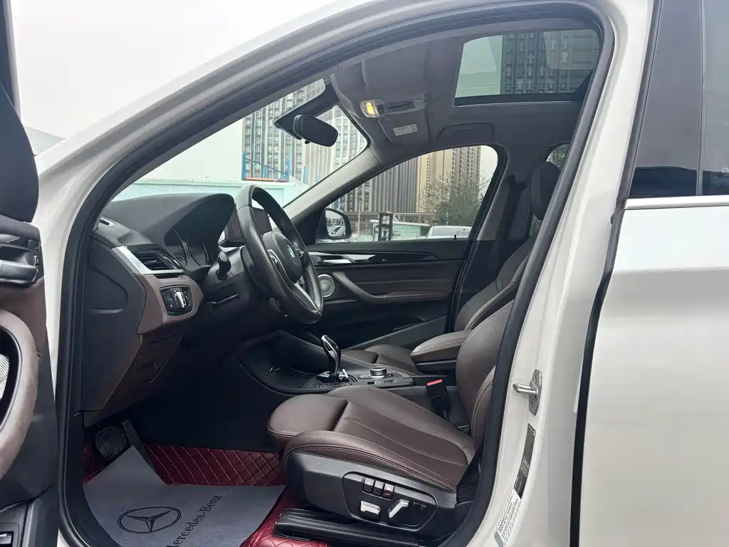BMW X1 2021 sDrive25Li Lead
