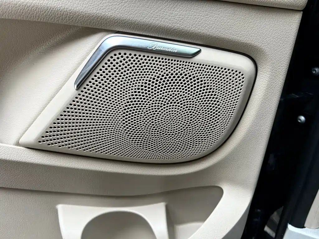 MERCEDES-BENZ V CLASS