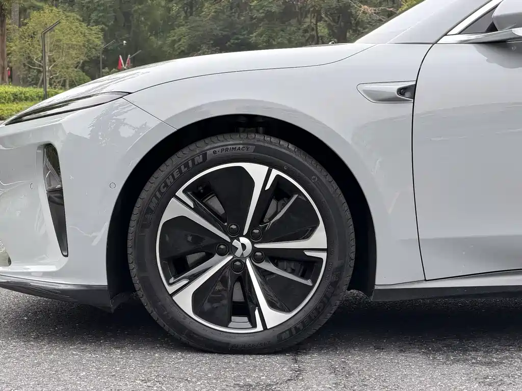 NIO ET5T — миниатюра 8