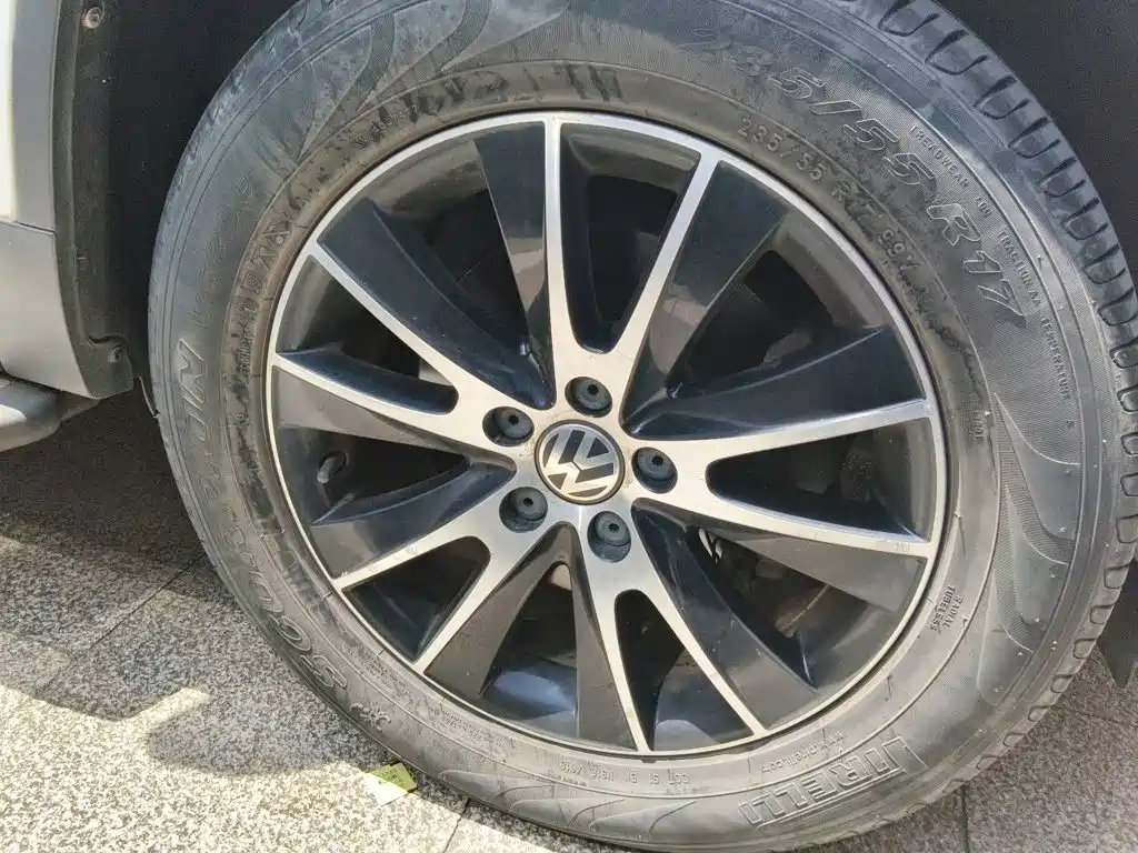 Volkswagen Tiguan — миниатюра 8