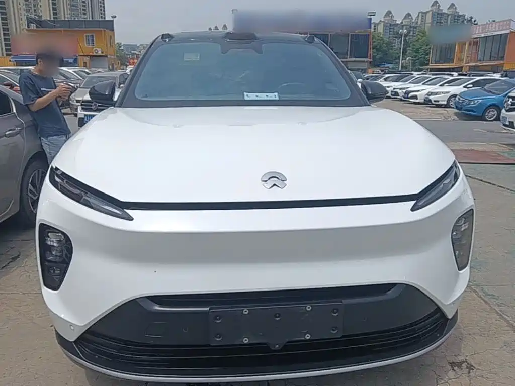 NIO ES8 2023 75kWh Executive