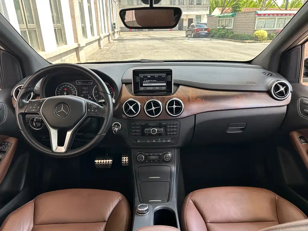 Mercedes-Benz B-Class — миниатюра 30
