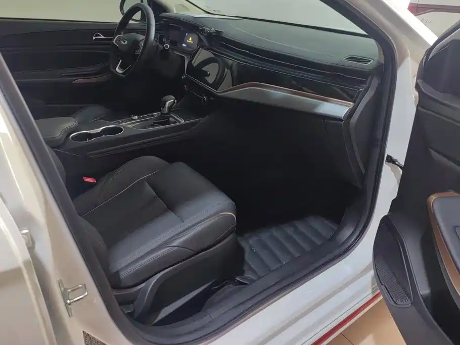 Chery Arrizo 5 PLUS — миниатюра 8