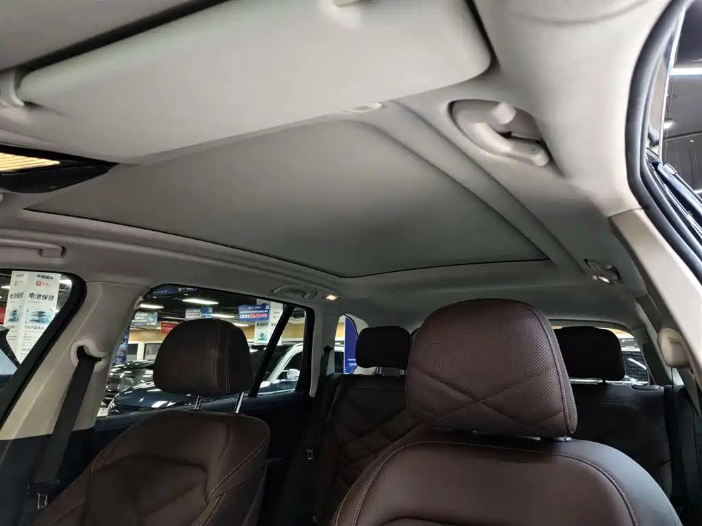 BMW X5 2022 xDrive 30Li Premium M Sport