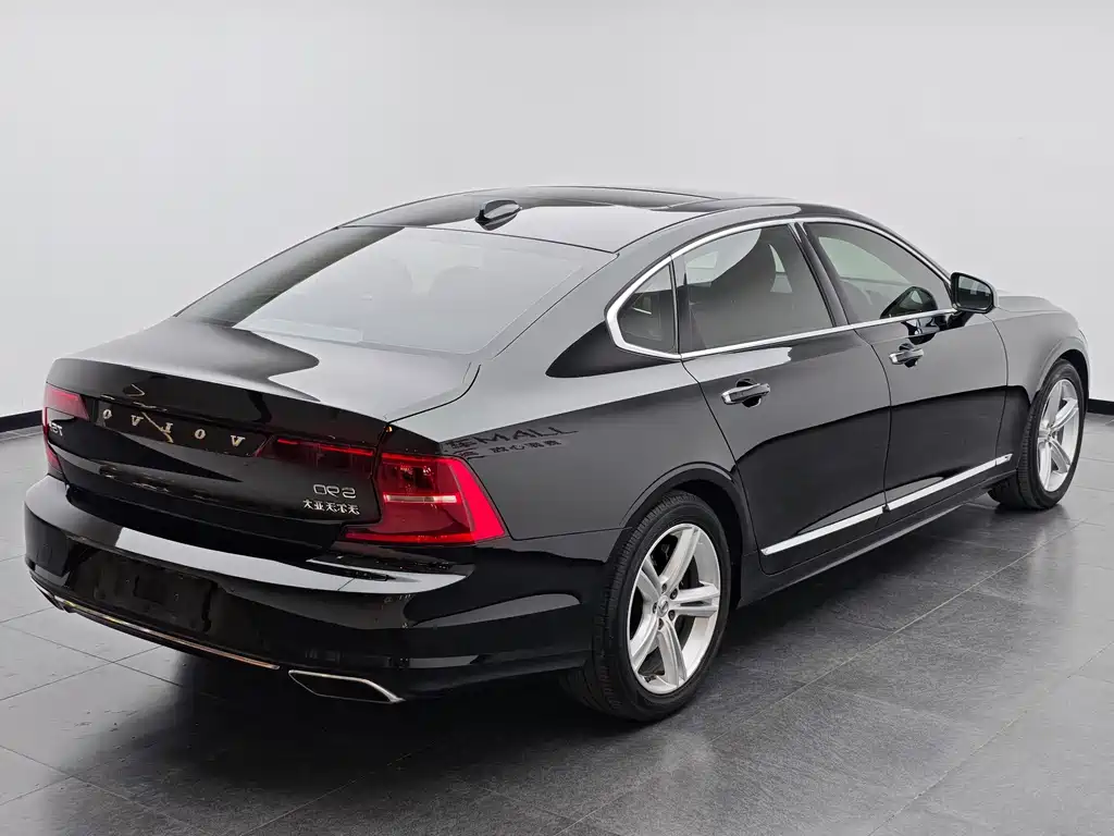Volvo S90 — миниатюра 6