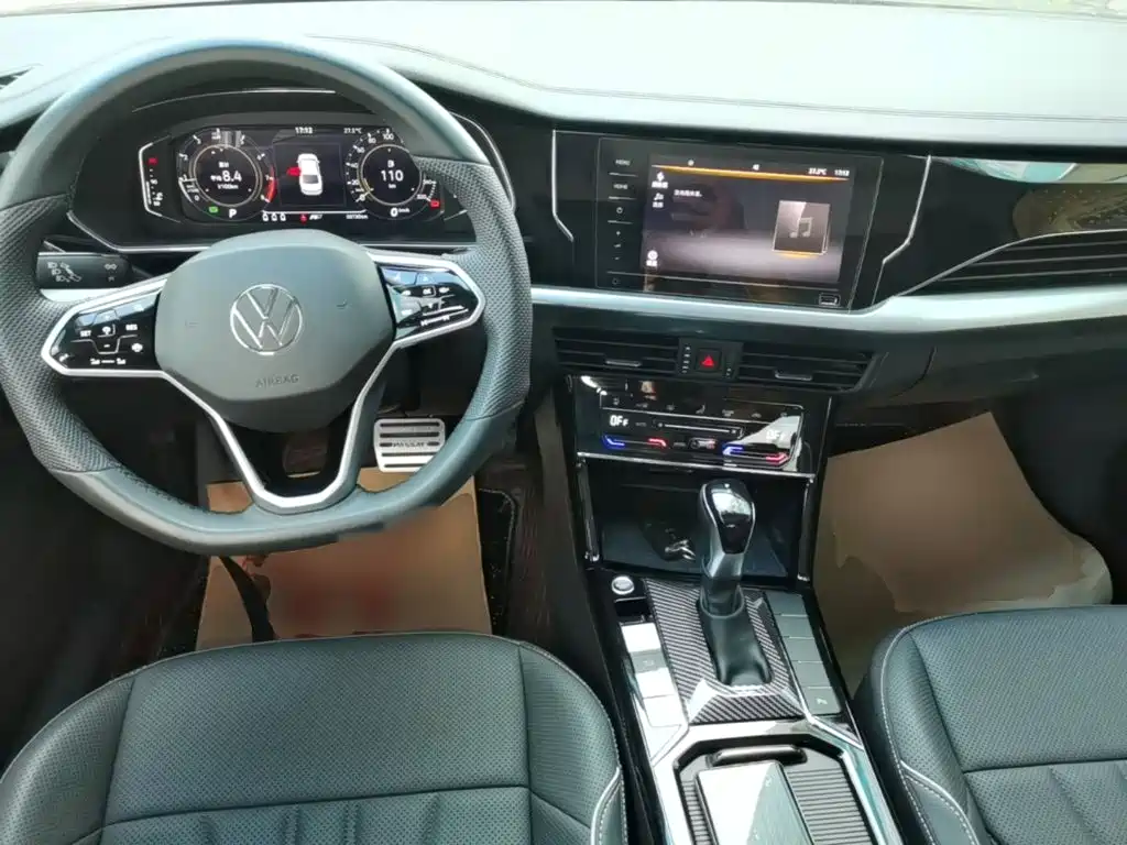 Volkswagen Passat — миниатюра 10