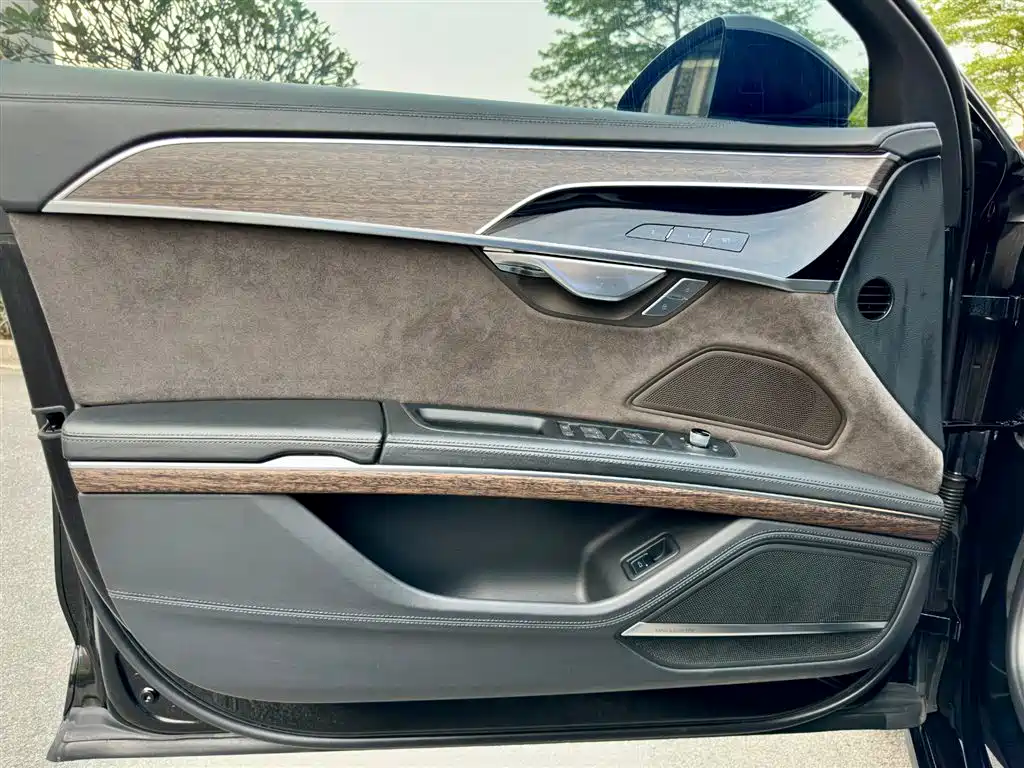 Audi A8 — фотографии объявления, Фото 16