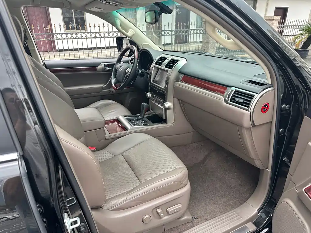 Lexus GX — миниатюра 26