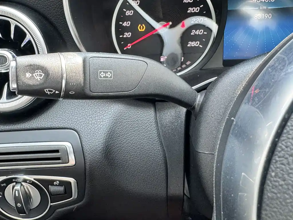 Mercedes-Benz C-Class — миниатюра 24