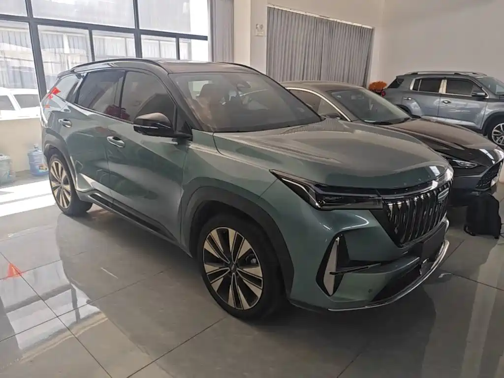 Geely Boyue L L 2025 1.5TD DCT