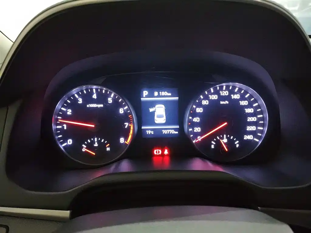 Hyundai Elantra 2020