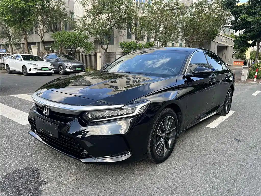 Купить Honda Inspire