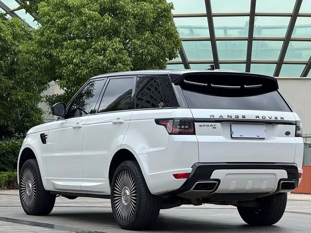 Land Rover Range Rover Sport 2020 3.0 L6 HSE DYNAMIC