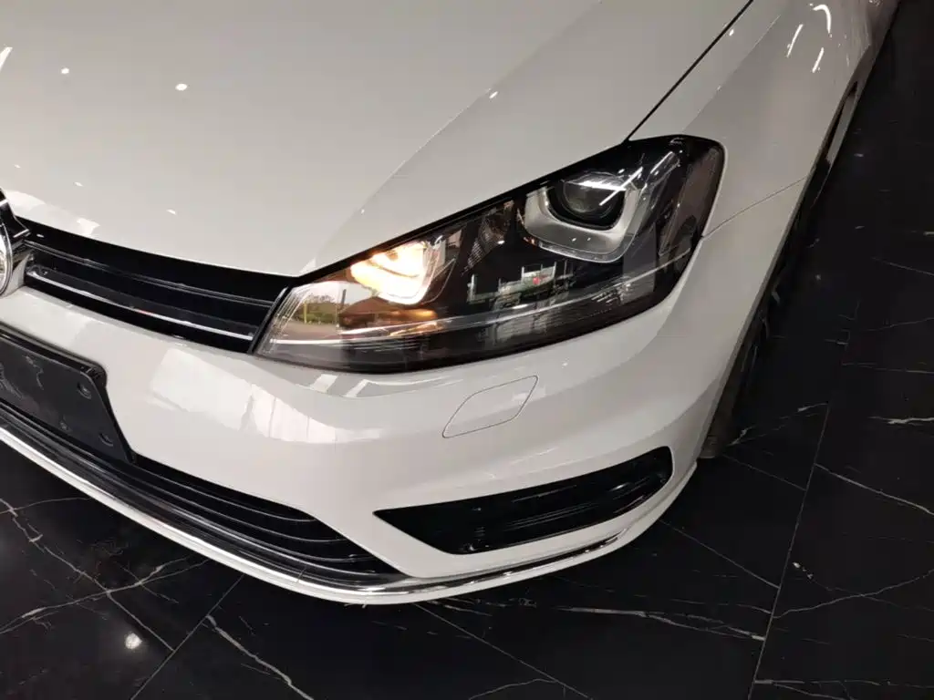 Volkswagen Golf — миниатюра 24