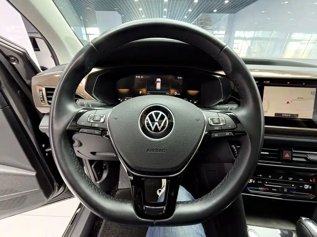 Volkswagen Tharu — миниатюра 11
