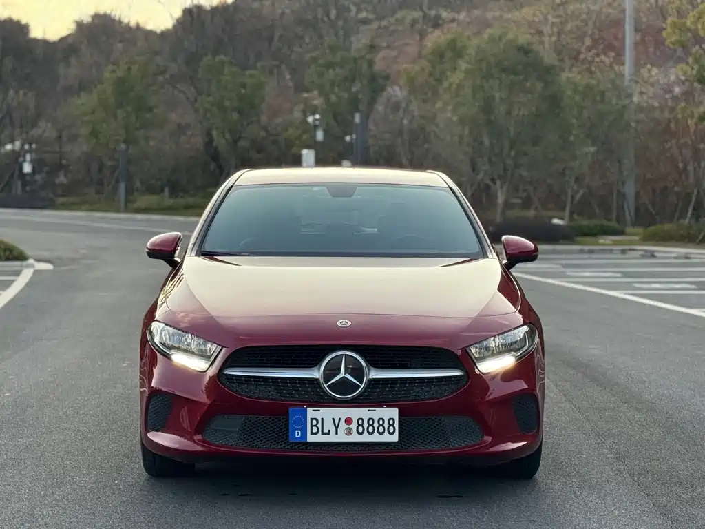 MERCEDES-BENZ A CLASS