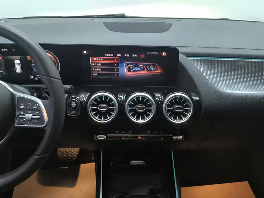 Mercedes-Benz GLA GLA 200, фото 13