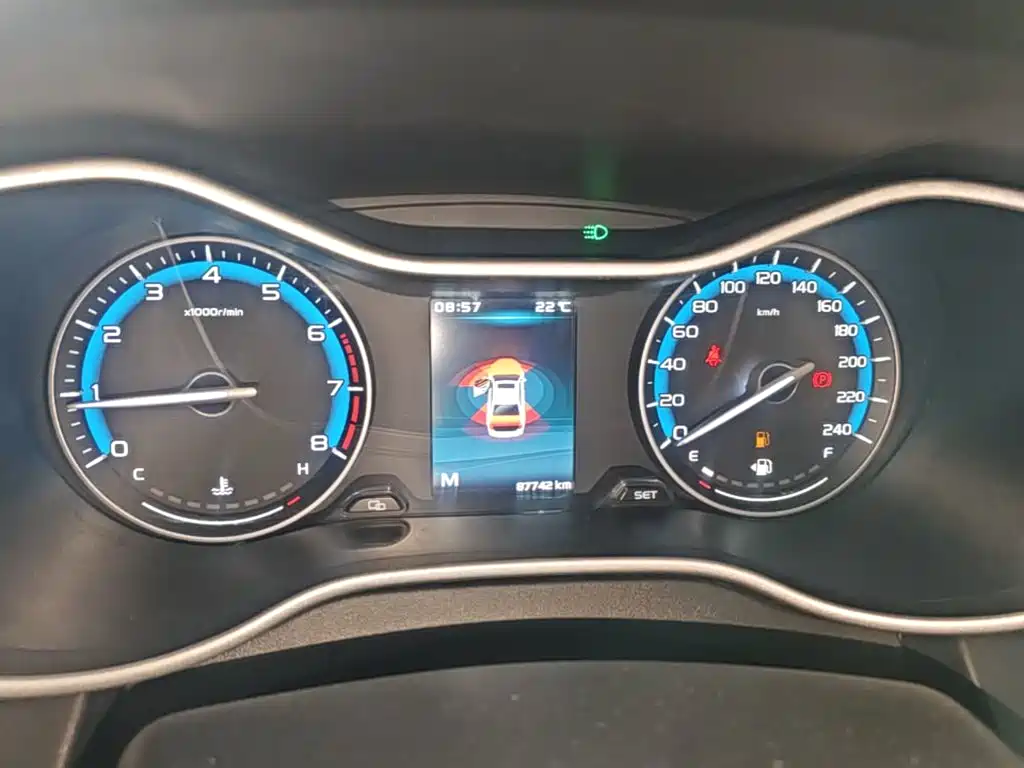 Geely Emgrand — миниатюра 12