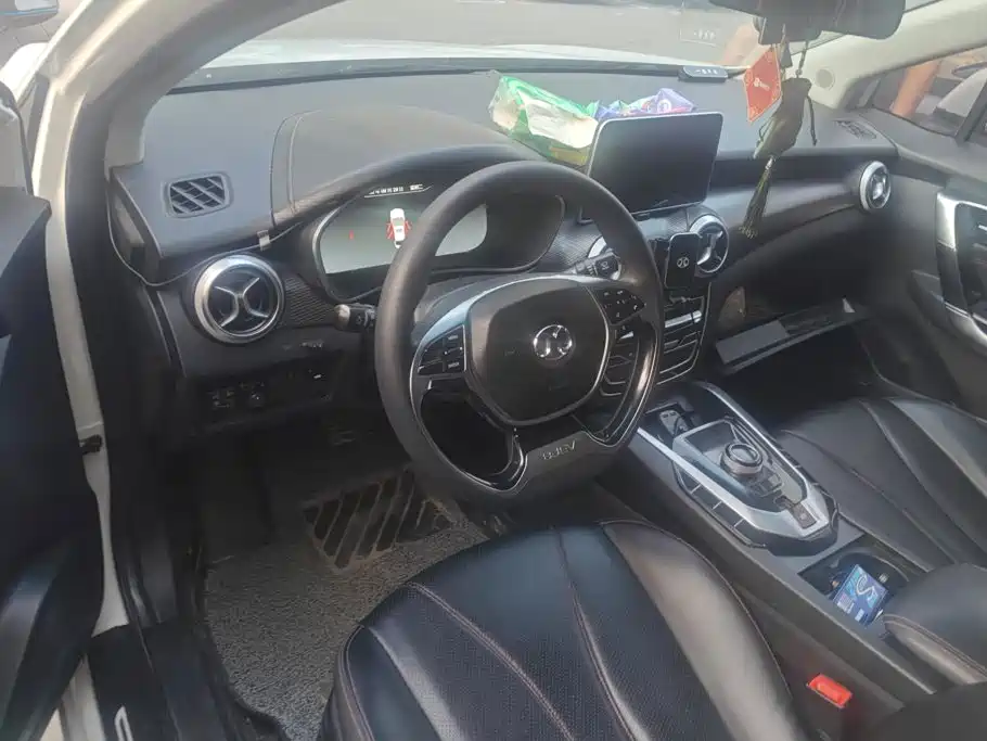 BAIC EU5 — миниатюра 12
