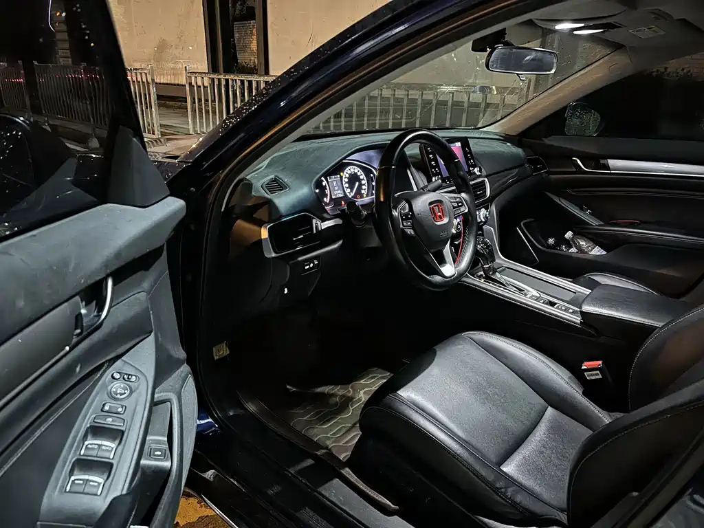 Honda Inspire — миниатюра 4