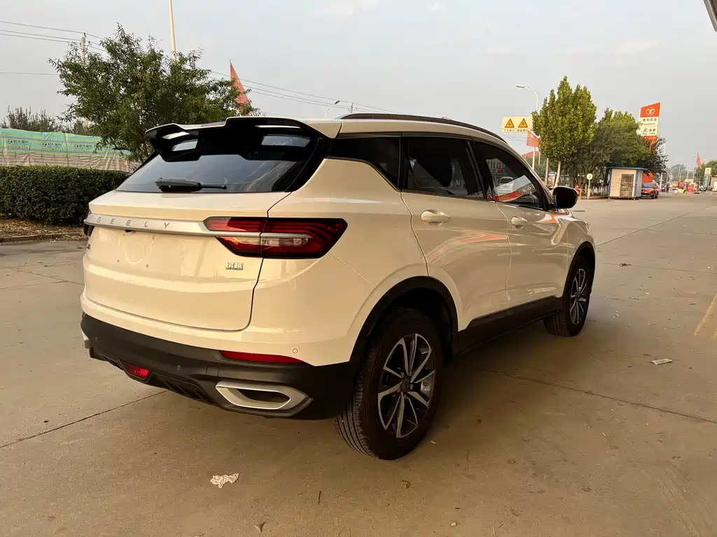 Geely Binyue — миниатюра 3