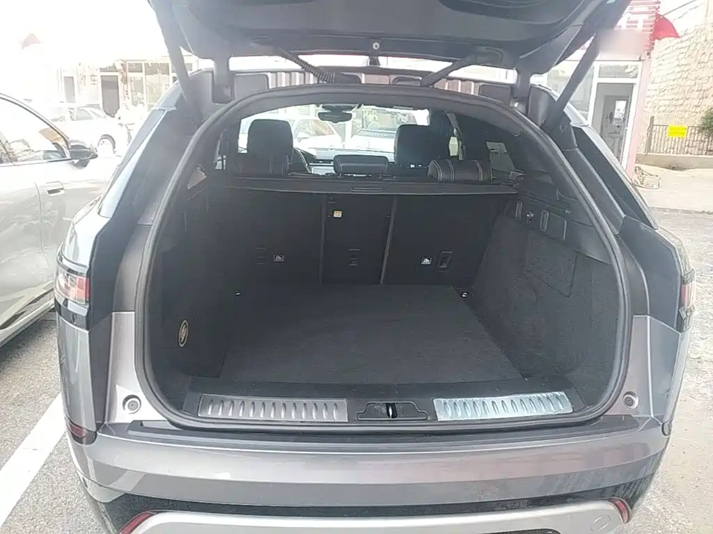 Land Rover Velar — миниатюра 19