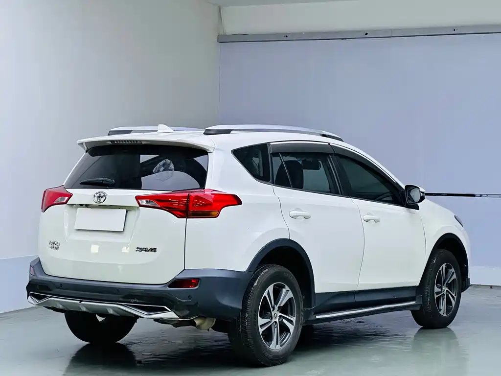 Toyota RAV4 2015 2.0L CVT