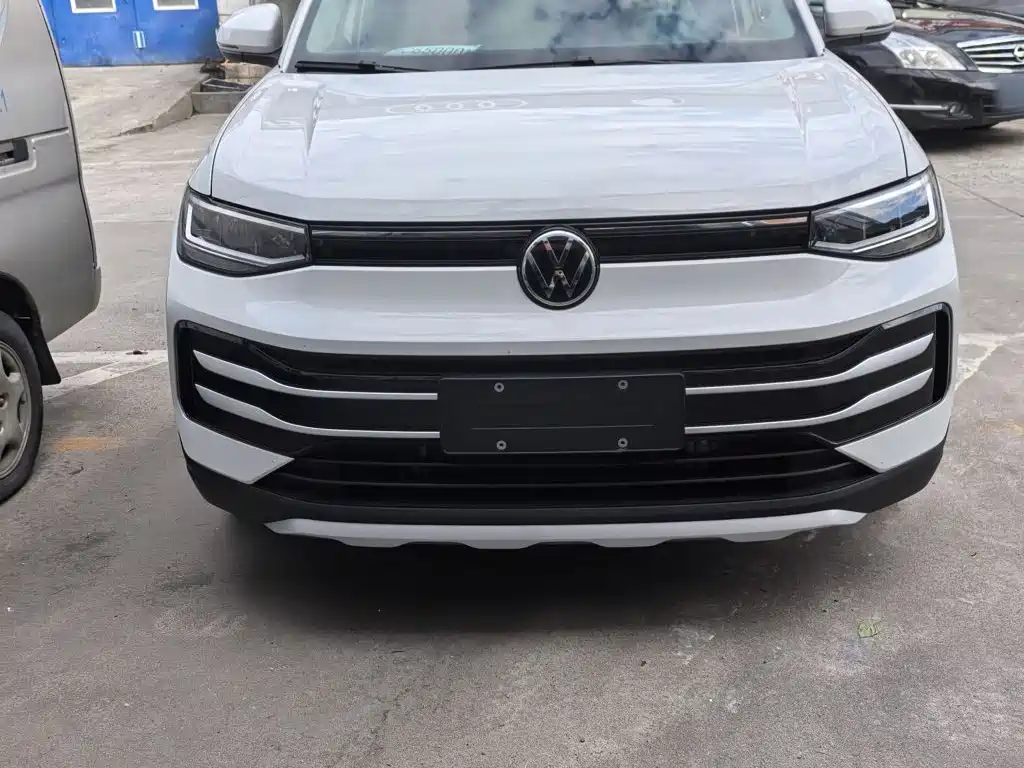 Volkswagen Tharu 2024 300TSI