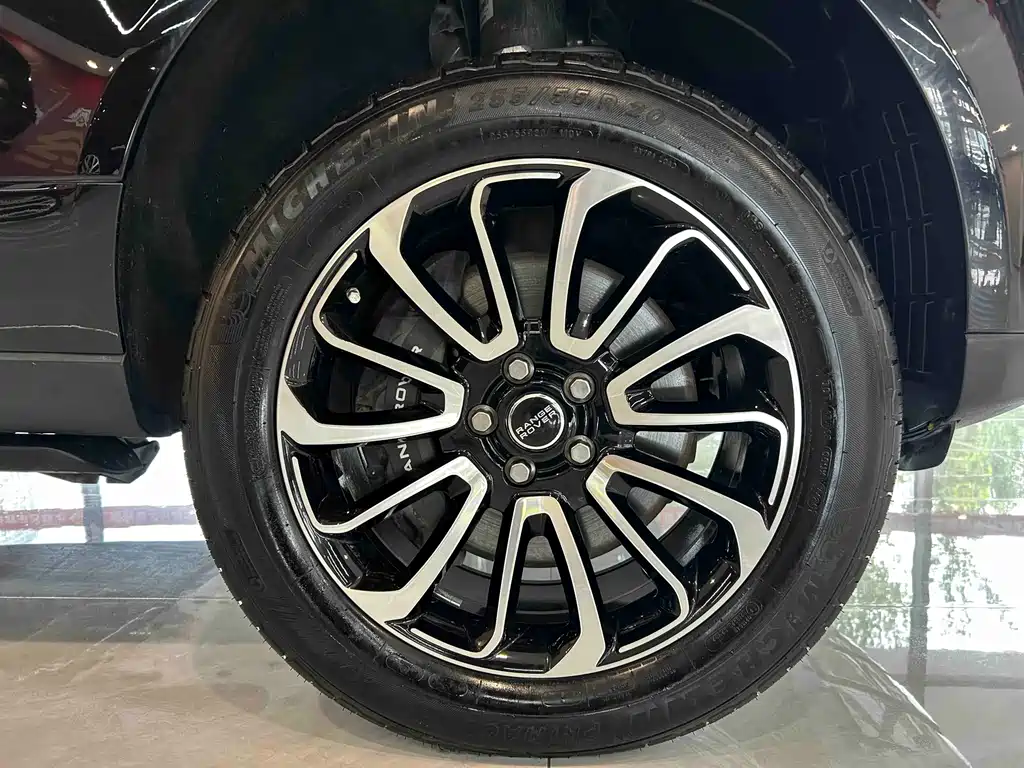 Land Rover Range Rover — миниатюра 42