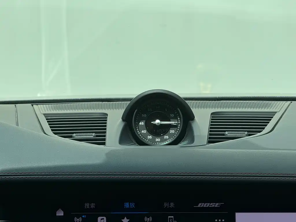 Porsche Panamera — миниатюра 18