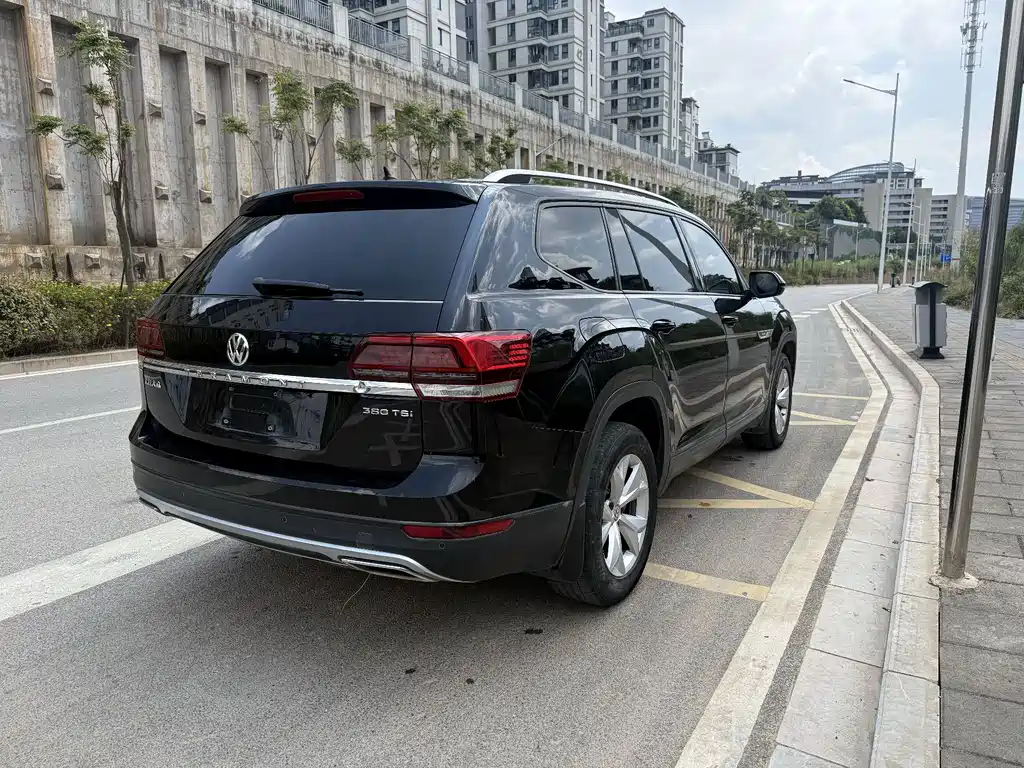 Volkswagen Teramont — миниатюра 11
