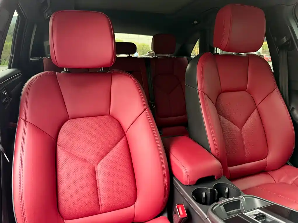 Porsche Macan — миниатюра 9