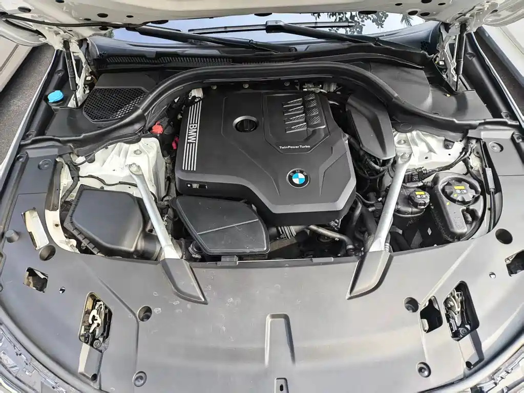 BMW 6 Series GT — миниатюра 8