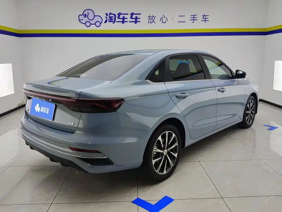 Geely Emgrand — миниатюра 3