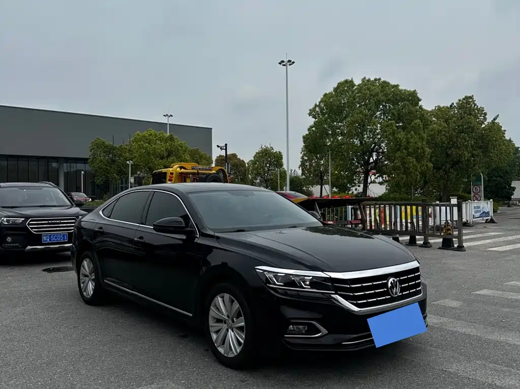 Volkswagen Passat 2020 330TSI Luxury V