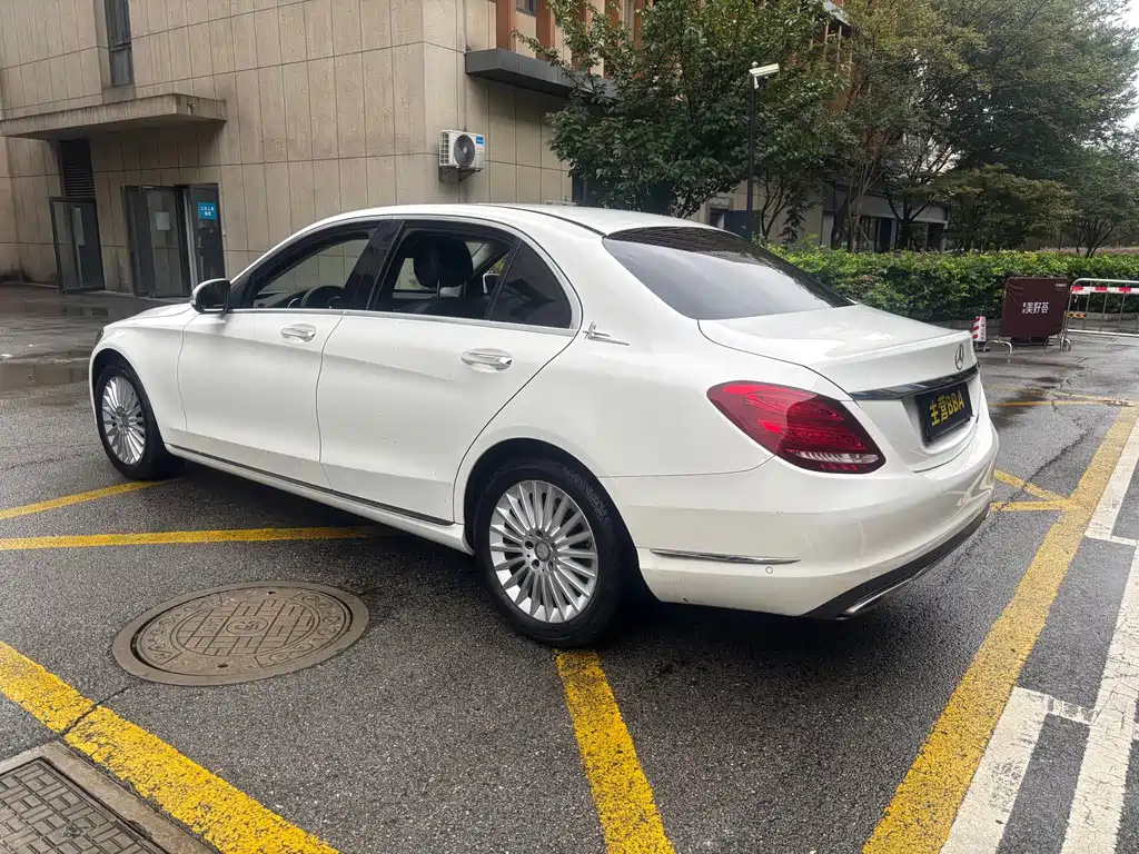 Mercedes-Benz C-Class — миниатюра 20